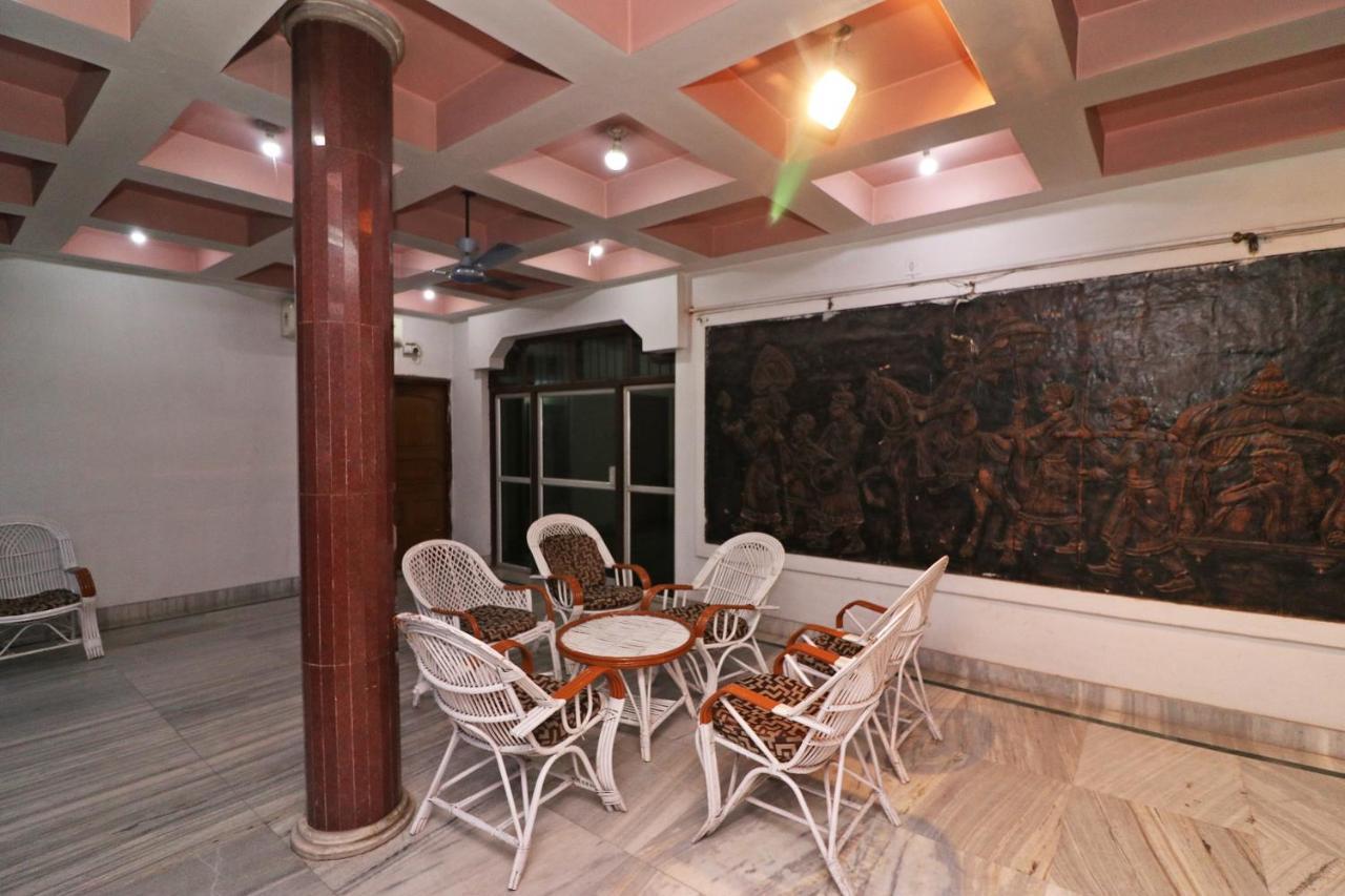 Oyo 18668 Ananya Guest House Durgāpur Esterno foto