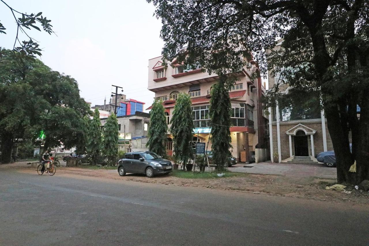 Oyo 18668 Ananya Guest House Durgāpur Esterno foto